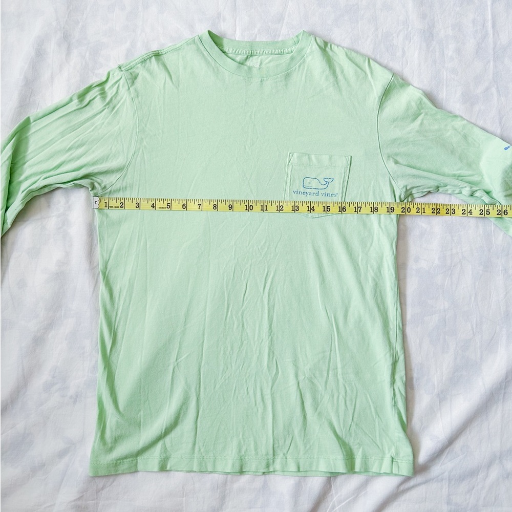 Vineyard Vines Whale Long Sleeve (Size: S) - Picture 9 of 13